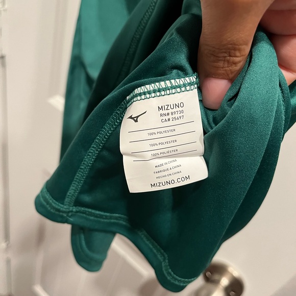 Mizuno Women’s Performance Shirt Size L - Picture 3 of 5